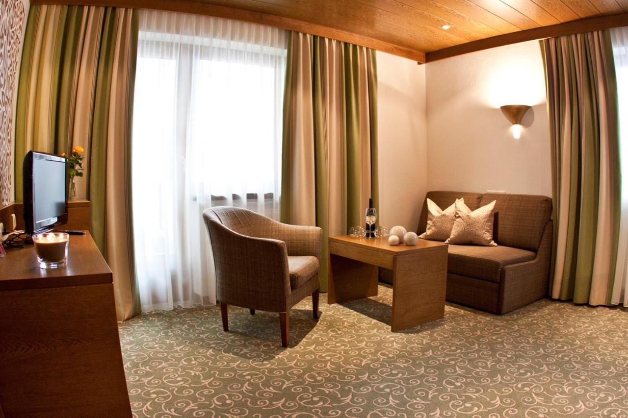 Hotel Garni Pra Posta イシュグル エクステリア 写真