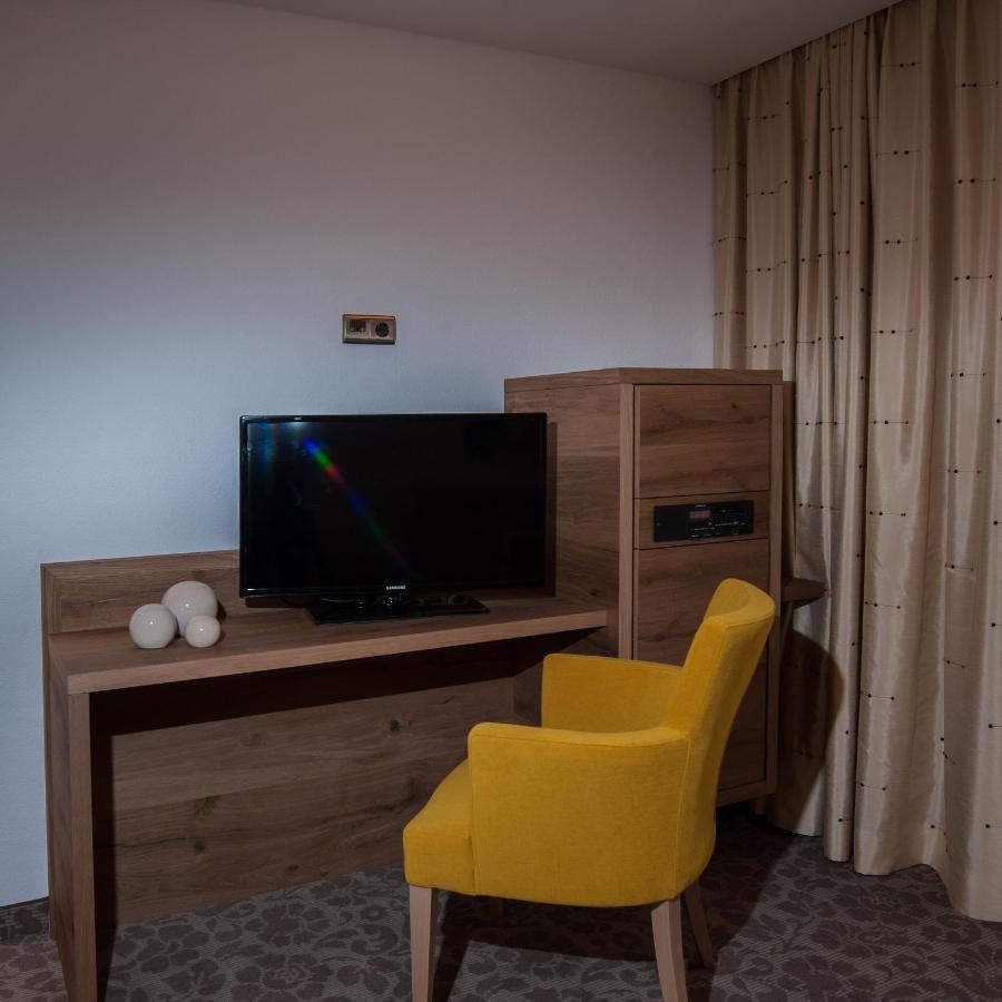 Hotel Garni Pra Posta イシュグル エクステリア 写真