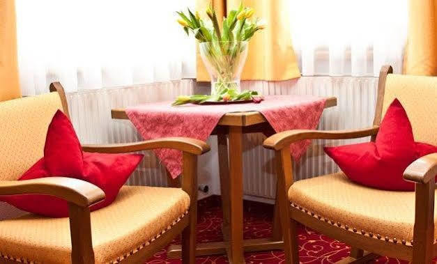 Hotel Garni Pra Posta イシュグル エクステリア 写真