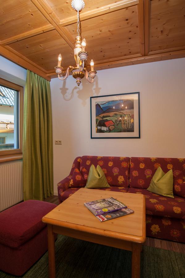 Hotel Garni Pra Posta イシュグル エクステリア 写真